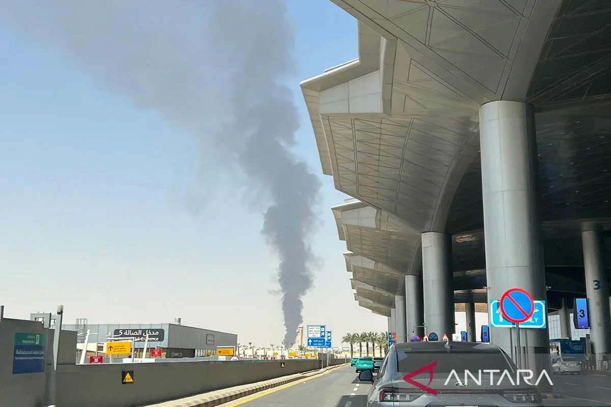Bandara Internasional Riyadh Diserang Rudal, 12 Orang Tewas dan 309 Terluka